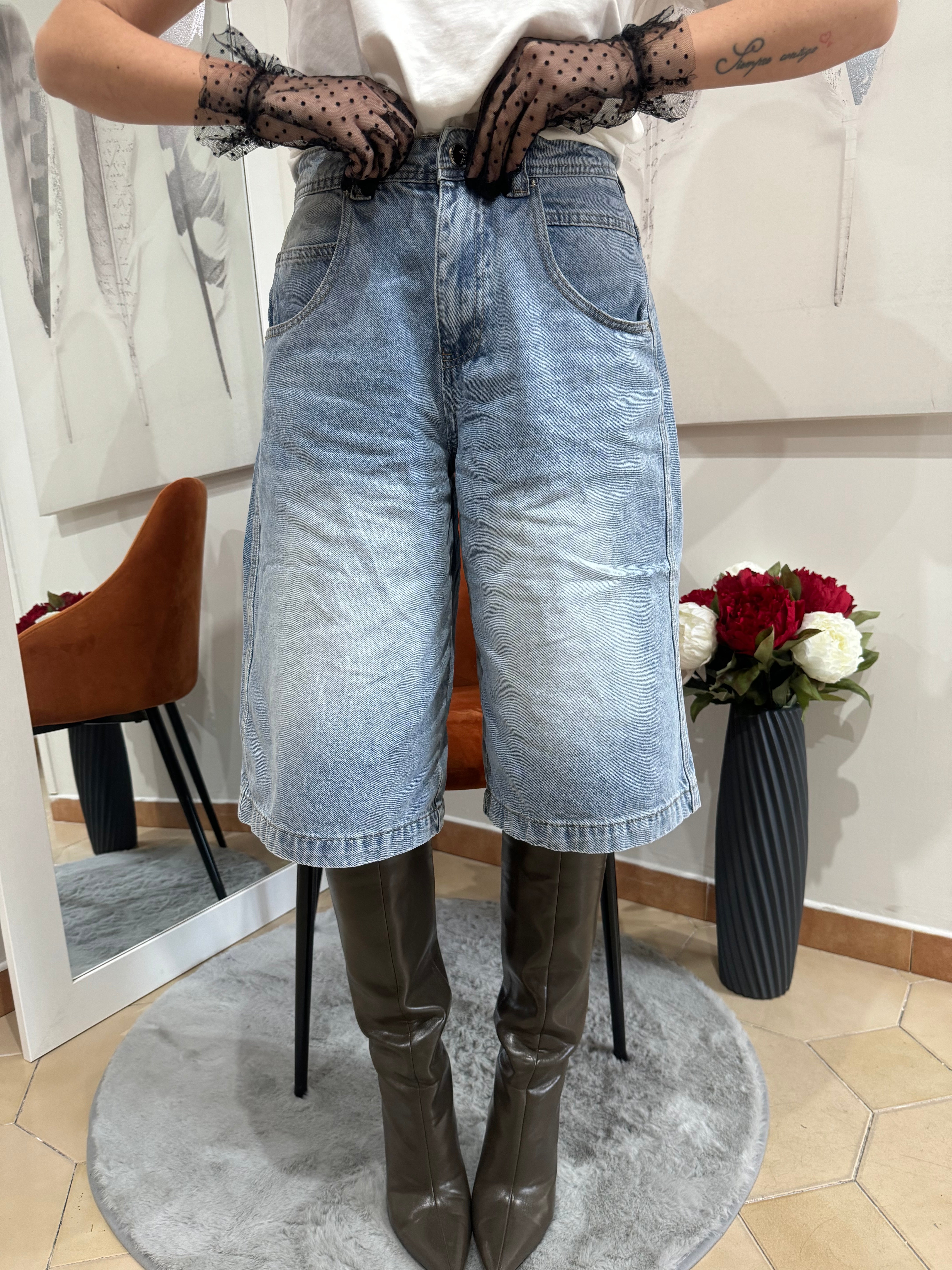 Bermuda denim